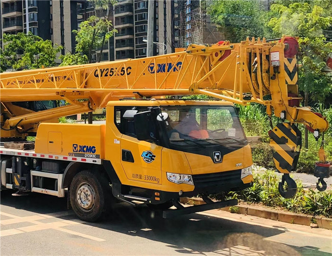 克山县大件设备吊装租赁吊车