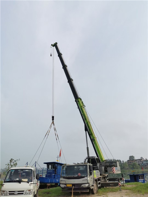 克山县桥梁建设吊装案例